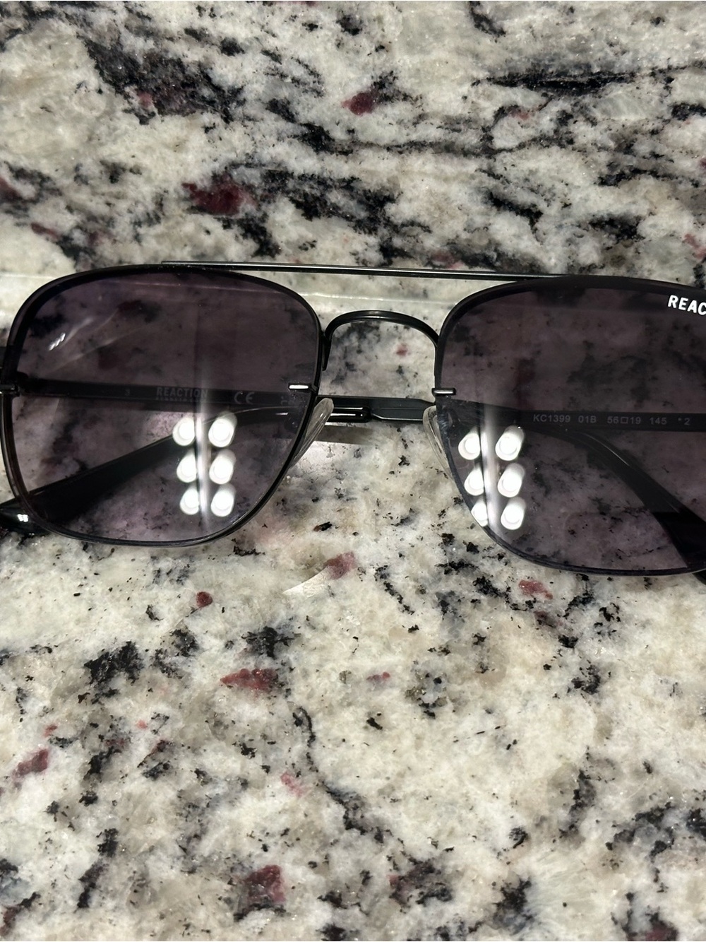 Kenneth Cole reaction sunglasses